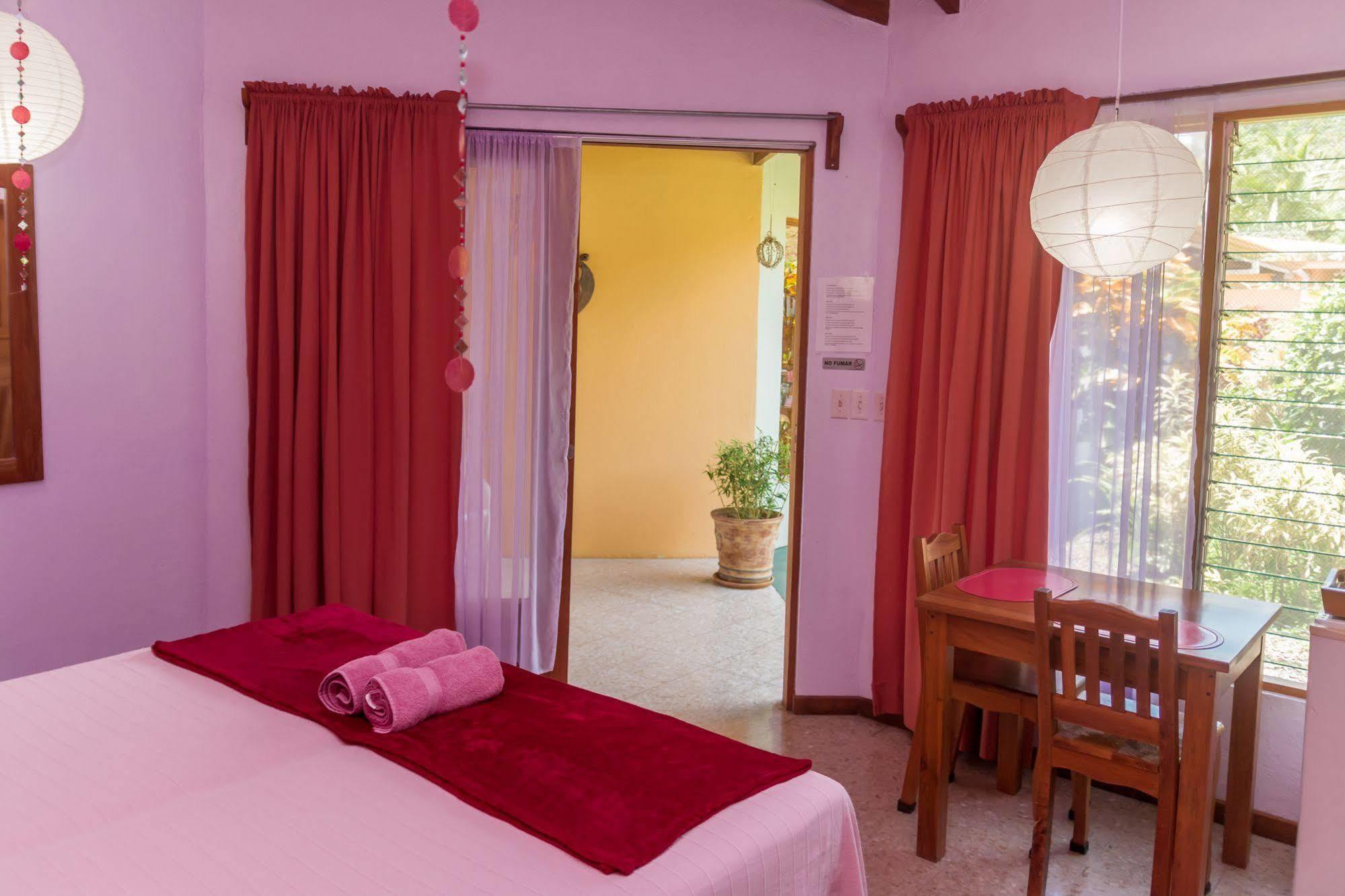 Vista Atenas Bed And Breakfast Mercedes  المظهر الخارجي الصورة